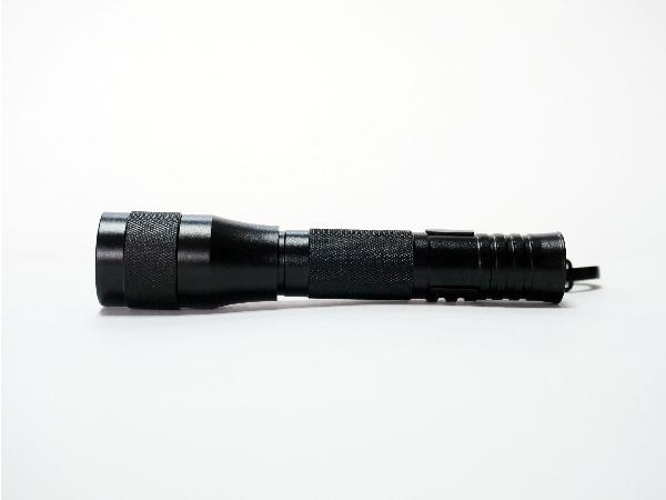 Ο έλεγχος της καυτής πρακτικής άσπρης IP67 πώλησης ελαφριάς 2AAA αλατούχου βαρέων καθηκόντων χρονικής μικρής μάνδρας εργασίας μπαταριών μακριάς οδήγησε το φανό
