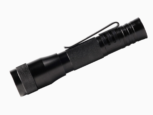 Μαύρο χρώμα φακών Keychain των οδηγήσεων Cree φωτεινότητας EDC με το κόκκινο φίλτρο